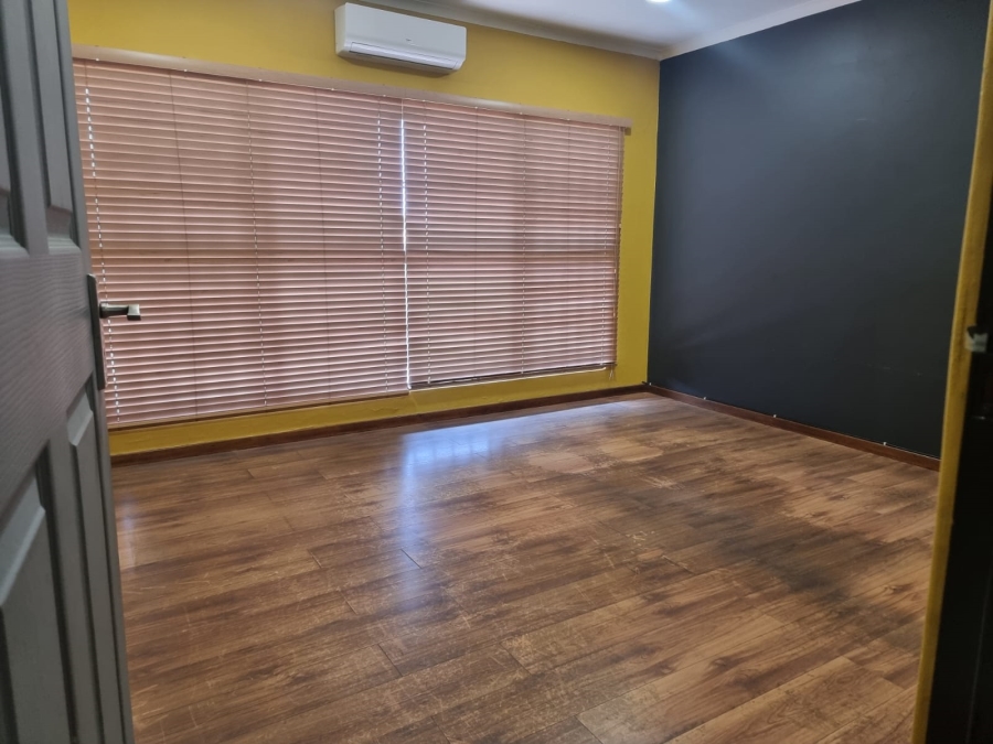 Commercial Property for Sale in Bodorp North West